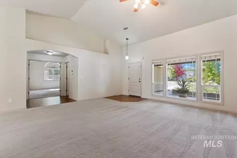 Living - 756 E Wild Lilac Ct, Kuna, ID 83634 photo 3 of 8