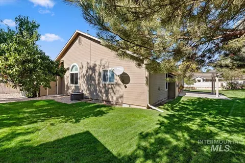 Exterior - 756 E Wild Lilac Ct, Kuna, ID 83634 photo 9 of 11