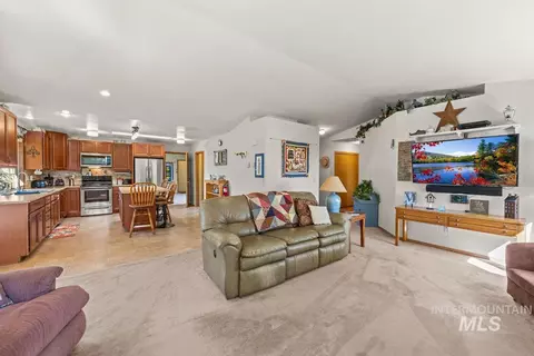 Other - 505 Lakeview Dr, Cascade, ID 83611 photo 3 of 12