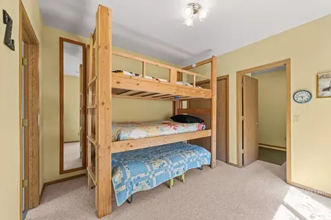 Bedroom - 505 Lakeview Dr, Cascade, ID 83611 photo 3 of 3