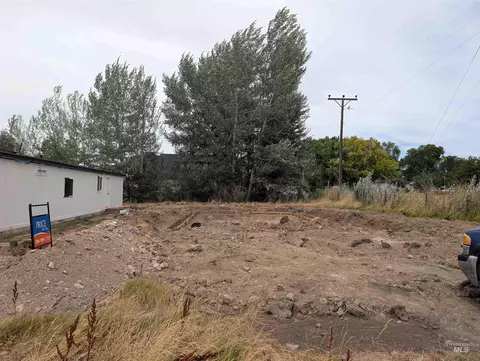 220 W Cassia, Richfield, ID 83349
