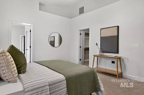 Bedroom - 2955 E Shadowview St, Eagle, ID 83616 photo 2 of 5
