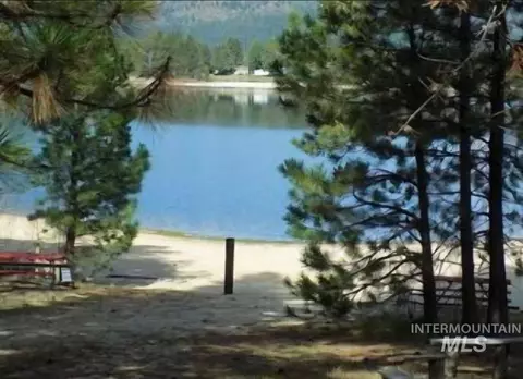 12962 Patty Dr, Donnelly, ID 83615