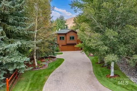 106 Hidden Holw, Hailey, ID 83333
