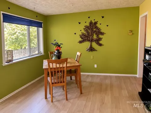 Dining - 125 E 6th, Rupert, ID 83350 photo 2 of 2