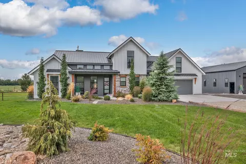 10499 N Iowa Ave, Payette, ID 83661