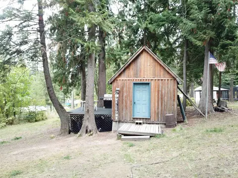8893 E Waxwing Way, Saint Maries, ID 83861