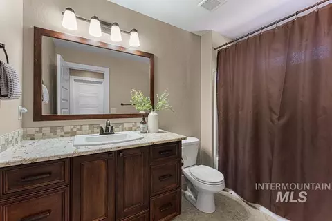Bath - 3208 S Fox Leash Ave, Eagle, ID 83616 photo 4 of 5