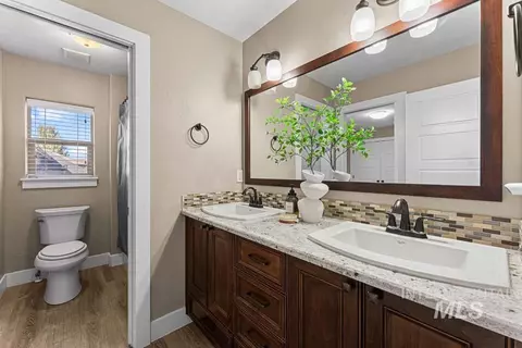Bath - 3208 S Fox Leash Ave, Eagle, ID 83616 photo 5 of 5