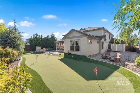 Exterior - 3208 S Fox Leash Ave, Eagle, ID 83616 photo 8 of 9