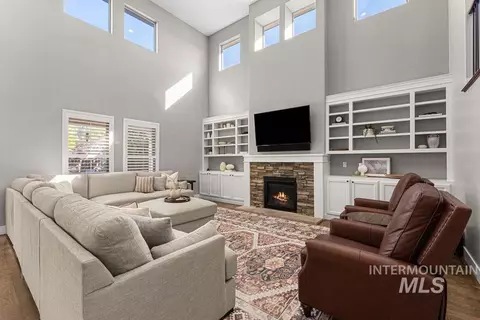 Living - 3208 S Fox Leash Ave, Eagle, ID 83616 photo 1 of 3