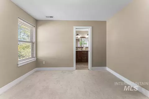 Bedroom - 3208 S Fox Leash Ave, Eagle, ID 83616 photo 6 of 7