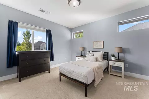 Bedroom - 3208 S Fox Leash Ave, Eagle, ID 83616 photo 5 of 7