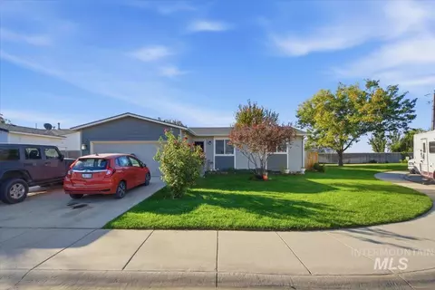 711 Prince Ave, Wilder, ID 83676