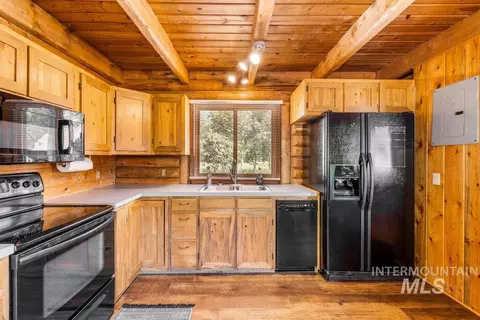 Kitchen - 1308 Hubbard Dr, Mccall, ID 83638 photo 3 of 3