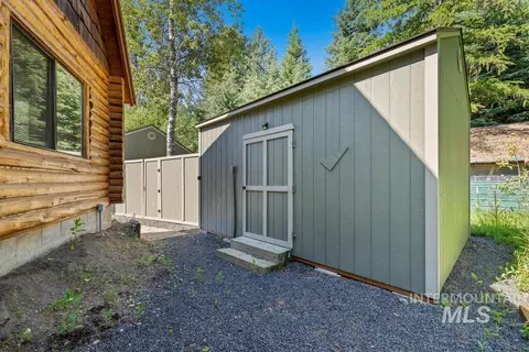 Exterior - 1308 Hubbard Dr, Mccall, ID 83638 photo 14 of 18