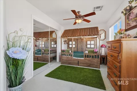 Bedroom - 16921 Oasis Rd, Caldwell, ID 83607 photo 3 of 4