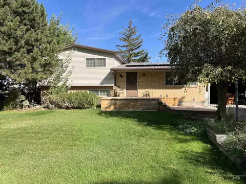 186 Clear Spring Dr, Twin Falls, ID 83301