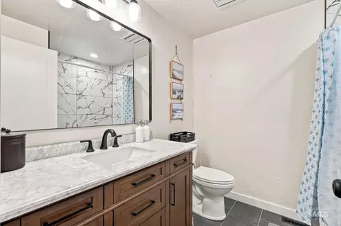 Bath - 774 N Stierman Way, Eagle, ID 83616 photo 5 of 6