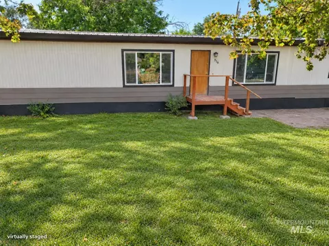 916 Victoria, Fruitland, ID 83619