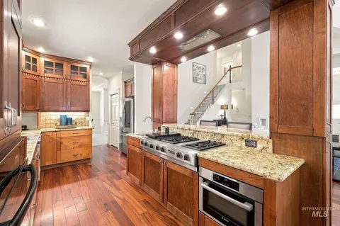 Kitchen - 1179 S Arbor Island Pl, Eagle, ID 83616 photo 4 of 4