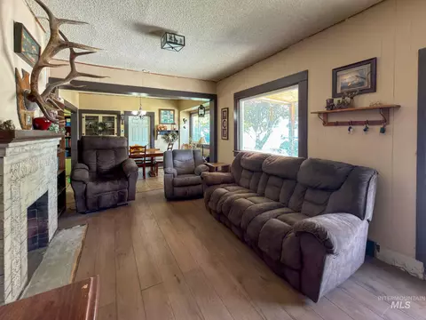 1318 Elba Ave, Burley, ID 83318 photo 2