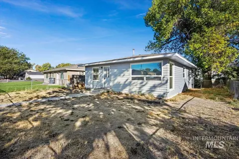 Exterior - 330 Monroe St, Kimberly, ID 83341 photo 2 of 6