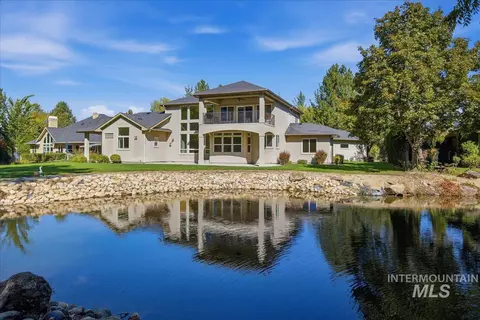 9395 W Pandion Ct, Garden City, ID 83714