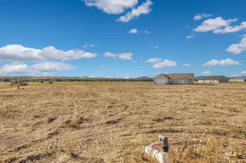 Exterior - 1371 Hansen Rd, Weiser, ID 83672 photo 8 of 12