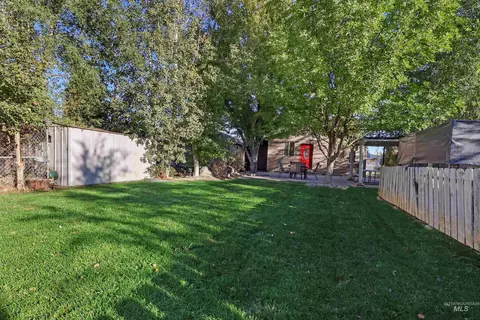 Exterior - 1009 9th St, Rupert, ID 83350 photo 9 of 11