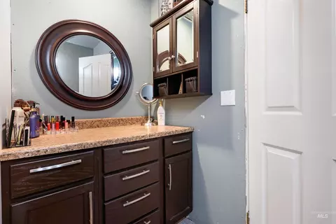 Bath - 1009 9th St, Rupert, ID 83350 photo 2 of 2