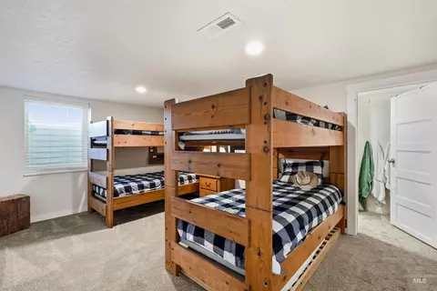 Bedroom - 28627 Emmett Rd, Caldwell, ID 83607 photo 4 of 4