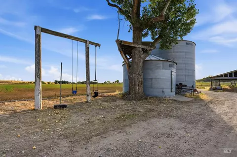 Exterior - 28627 Emmett Rd, Caldwell, ID 83607 photo 11 of 13