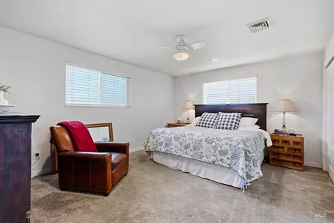 Bedroom - 28627 Emmett Rd, Caldwell, ID 83607 photo 2 of 4