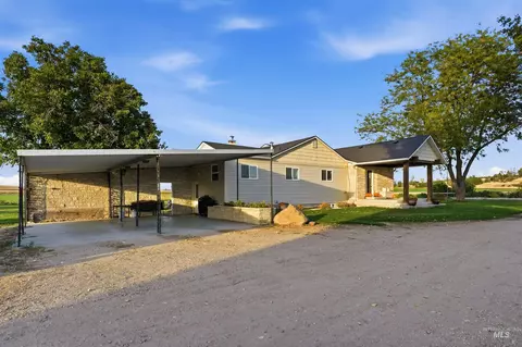 Exterior - 28627 Emmett Rd, Caldwell, ID 83607 photo 5 of 13