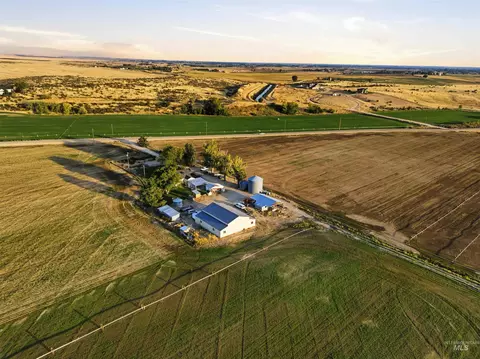 Exterior - 28627 Emmett Rd, Caldwell, ID 83607 photo 3 of 13