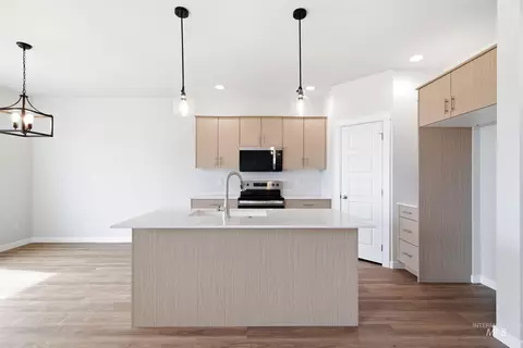 Kitchen - 7288 W Newtown Dr, Eagle, ID 83616 photo 1 of 6
