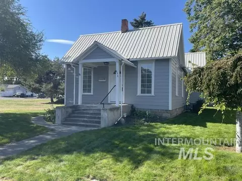 636 2nd St, Clarkston, WA 99403