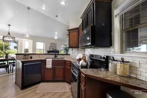 Kitchen - 23 N 950 E, Declo, ID 83323 photo 1 of 2