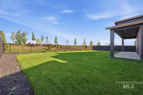 Exterior - 7818 Flathead Lake St, Eagle, ID 83616 photo 4 of 4