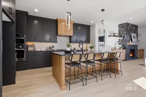 Kitchen - 7818 Flathead Lake St, Eagle, ID 83616 photo 5 of 5