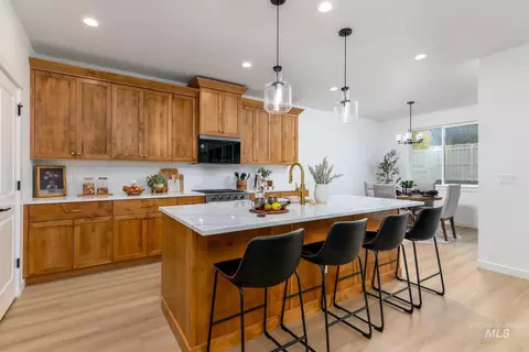 Kitchen - 2350 N Morehouse Ave, Eagle, ID 83616 photo 1 of 3