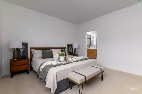 Bedroom - 2350 N Morehouse Ave, Eagle, ID 83616 photo 1 of 2