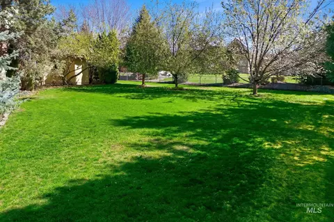 Exterior - 1769 W Clearvue St, Eagle, ID 83616 photo 9 of 14