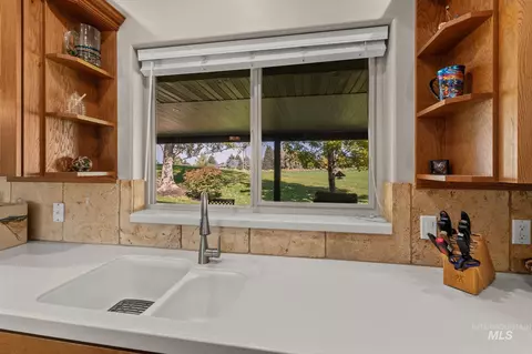 Kitchen - 100 Olympic Rd, Jerome, ID 83338 photo 4 of 4