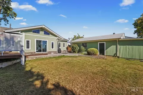 Exterior - 1344 Hemlock Ave, Lewiston, ID 83501 photo 10 of 18