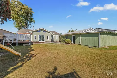 Exterior - 1344 Hemlock Ave, Lewiston, ID 83501 photo 12 of 18