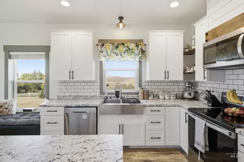 Kitchen - 1032 Duffield Flat Rd, Potlatch, ID 83855 photo 2 of 2