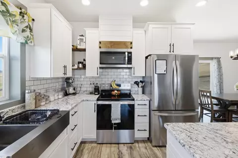 Kitchen - 1032 Duffield Flat Rd, Potlatch, ID 83855 photo 1 of 2
