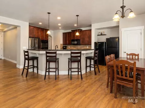 Dining - 847 N Tullshire Way, Eagle, ID 83616 photo 3 of 5
